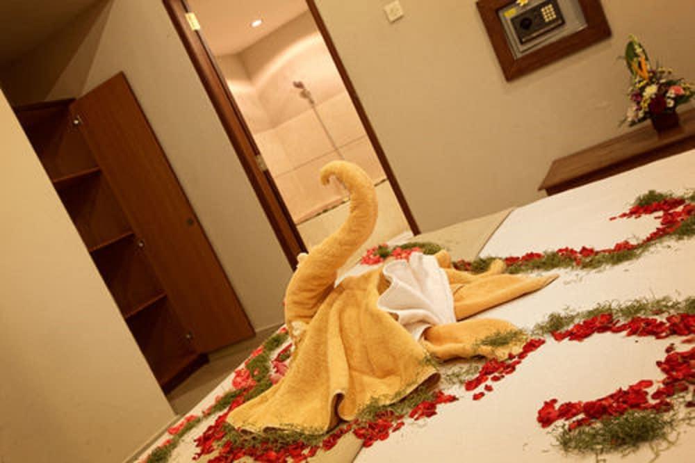 Mandi 4*